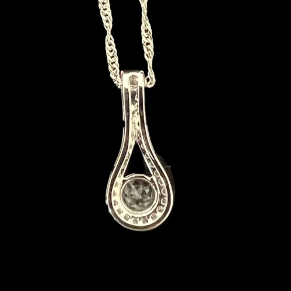 Dainty Silver & Crystal Pendant Necklace 🎉Host Pick🎉 - Picture 9 of 9